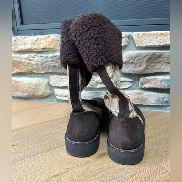 Women’s Coach fashion boots - Picture 4 of 8